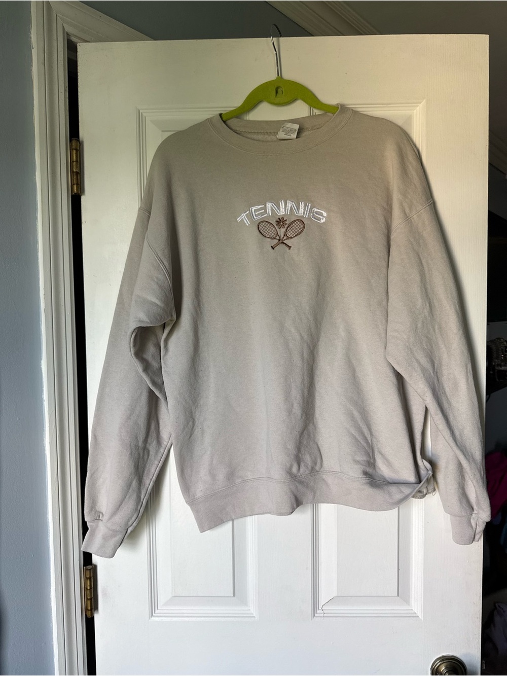 Hanes Beige Crewneck Sweatshirt with Tennis Graphic